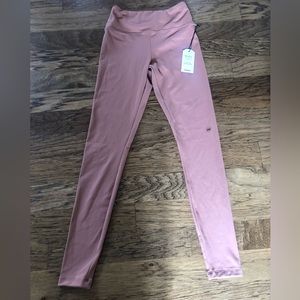 Express Body Contour Leggings size xxs NWT